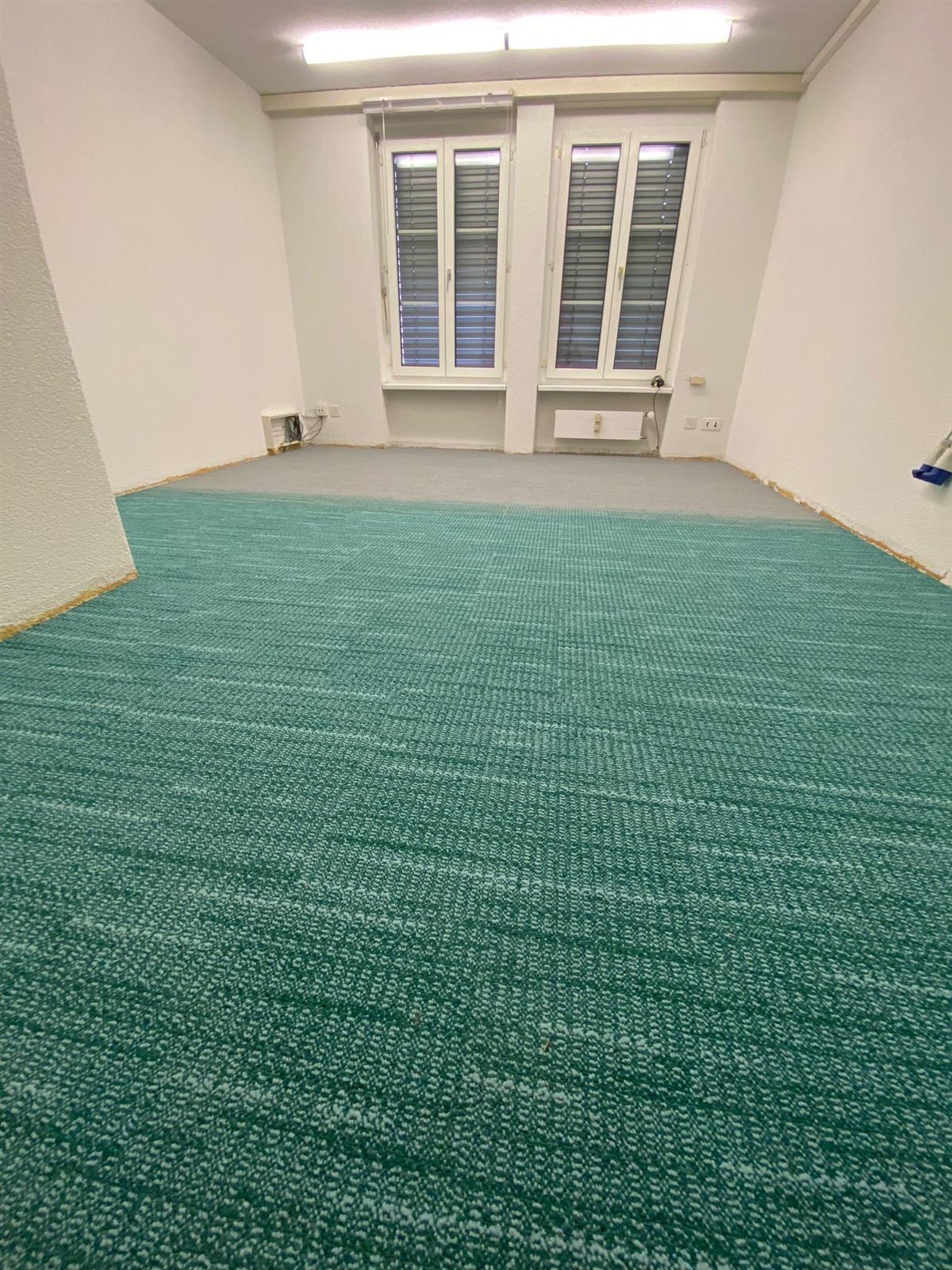 Büro Teppichplatten