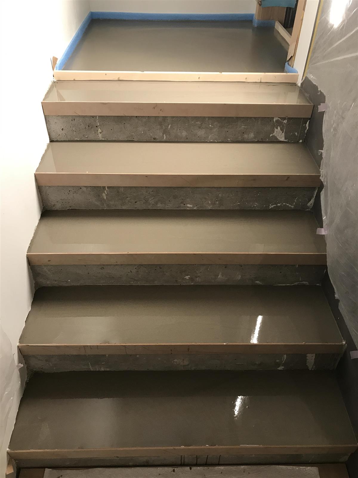 Eichen Treppe in Massivholz Ausführung - Treppen in Parkett, Textil