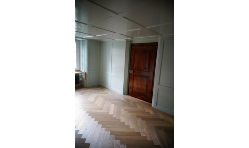 Renovierung alter Tafelböden und Ergänzung neuen Parkett Generationenhaus