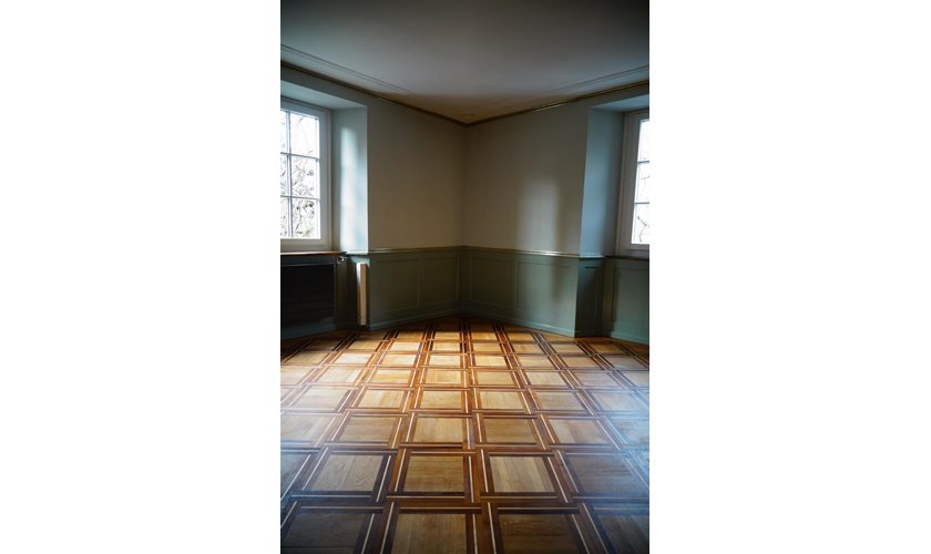 Renovierung alter Tafelböden und Ergänzung neuen Parkett Generationenhaus