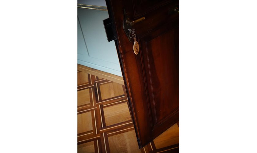 Renovierung alter Tafelböden und Ergänzung neuen Parkett Generationenhaus