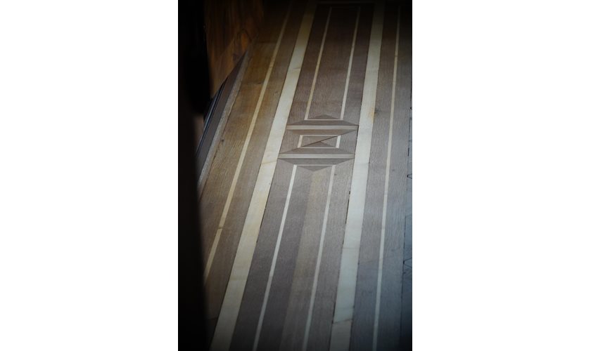 Renovierung alter Tafelböden und Ergänzung neuen Parkett Generationenhaus